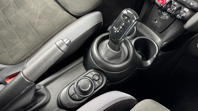 MINI Hatchback 1.5 Cooper Sport Premium 3dr Auto Petrol Hatchback